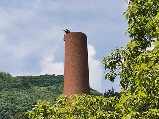 濰坊煙囪拆除公司:安全環(huán)保,讓您省時(shí)省力又省心